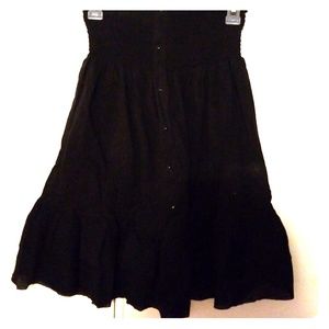 NWOT Lightweight Black Skirt